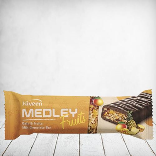 Medley Fruits Granola Oat & Tropical bar 40g