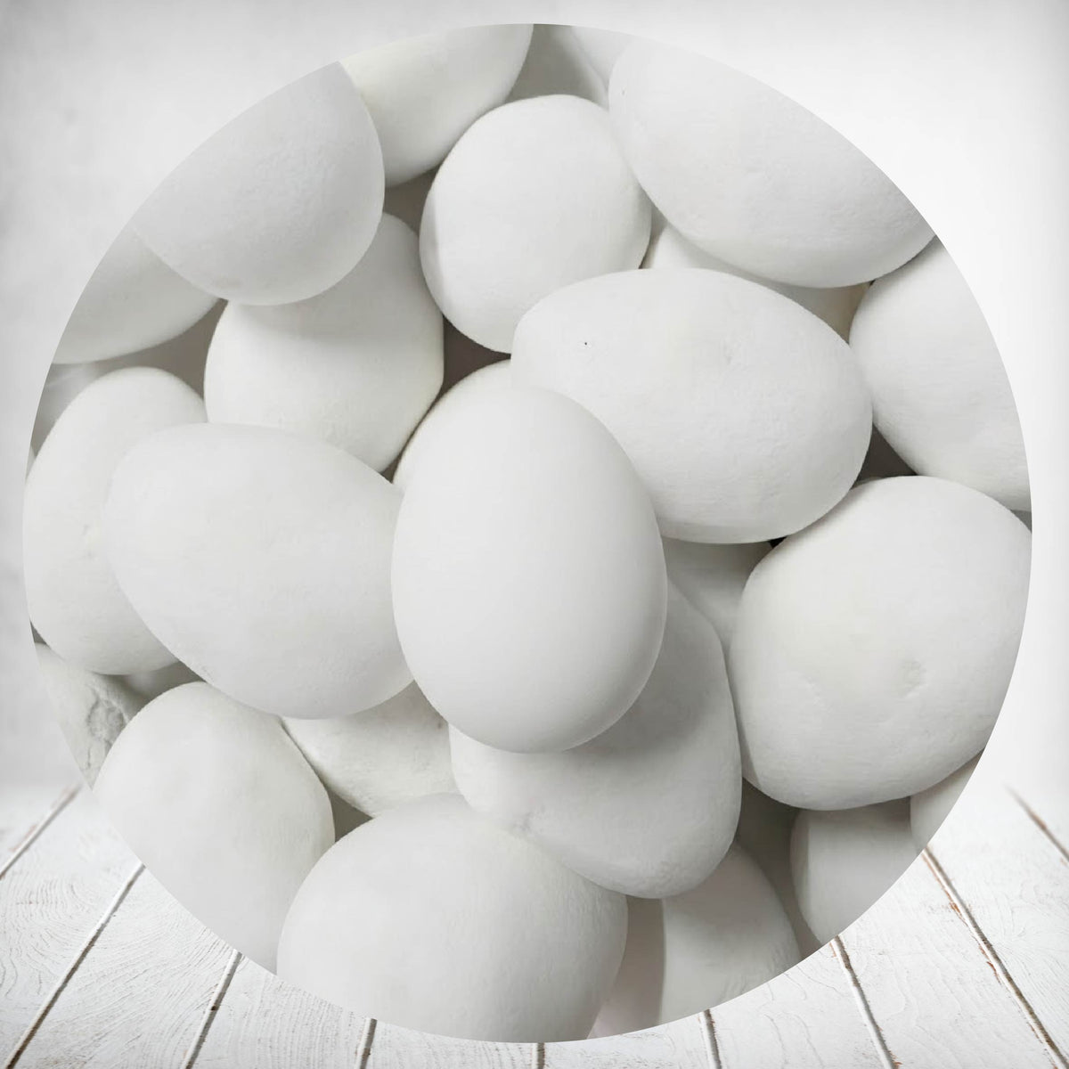 White Candy Coated Chocolate Eggs 7s